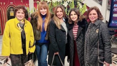 صورة إلهام شاهين تحتفل بالفنانة ماجدة الرومي وغداء علي النيل