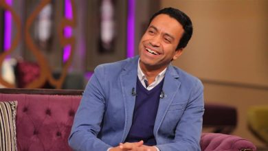 صورة نجم الكوميديا سامح حسين يطور برنامجه قطايف قبل رمضان