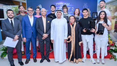 صورة برعاية سعادة المهندس الشيخ سالم بن سلطان بن صقر القاسمي حلم الطيران 2 يبهر دبي بعرض عالمي وإطلاق مجموعة عطور AMANIYAH