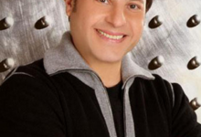 صورة الفنان الكبير هاني شاكر وحالة صحية طارئة ودعوات واسعة بالشفاء