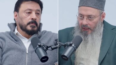 صورة الفنان عمرو عبد الجليل وشقيقه يخطفان الأنظار والقلوب ومشاهدة كبيرة لبرنامج توأم رمضان