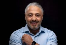 صورة الفنان محمود الخياط يعود للساحة الفنية بأغنية عيونك رحلة أيامي
