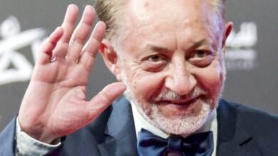 صورة الحزن يخيم على الوسط الفني لرحيل الفنان الكبير عبد العزيز مخيون صاحب التاريخ الفني الكبير