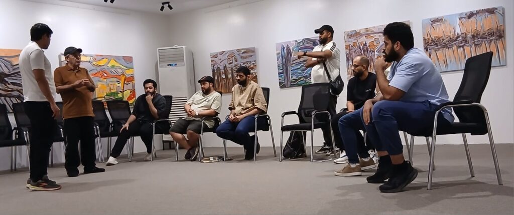 علاء مرسي يدشن دورة تدريبية بمركز..ينير الكون